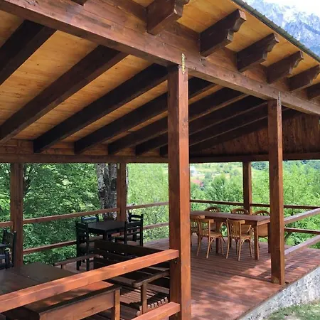 بيت ضيافة Molla ثيث